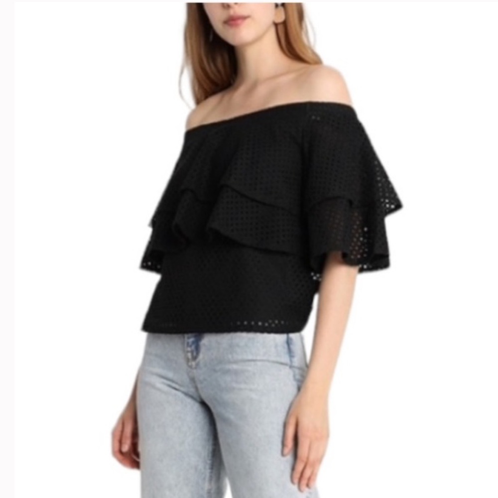 Banana Republic Black Tiers Ruffles Lace Top Sz XS Off The Shoulder Short Sleeve